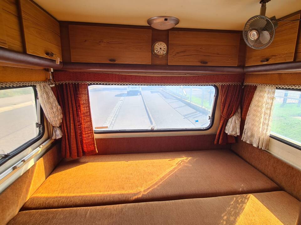 Image 8/31 of Mercedes-Benz T1 308 D Hymer Mobil (1980)
