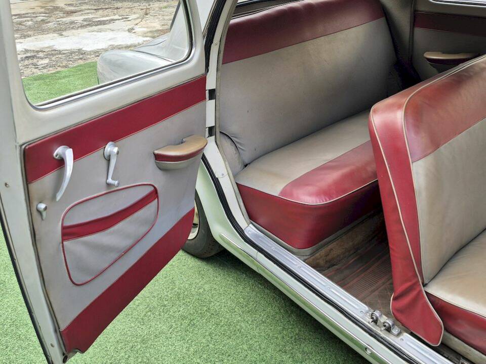 Image 25/53 of Lancia Appia C10 (1957)