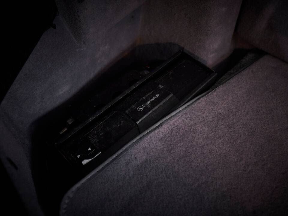 Immagine 72/95 di Mercedes-Benz SL 600 (1998)