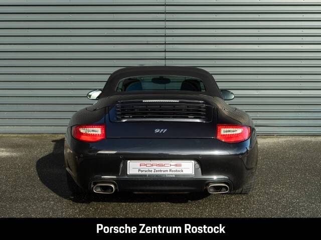 Immagine 20/26 di Porsche 911 Carrera (2011)