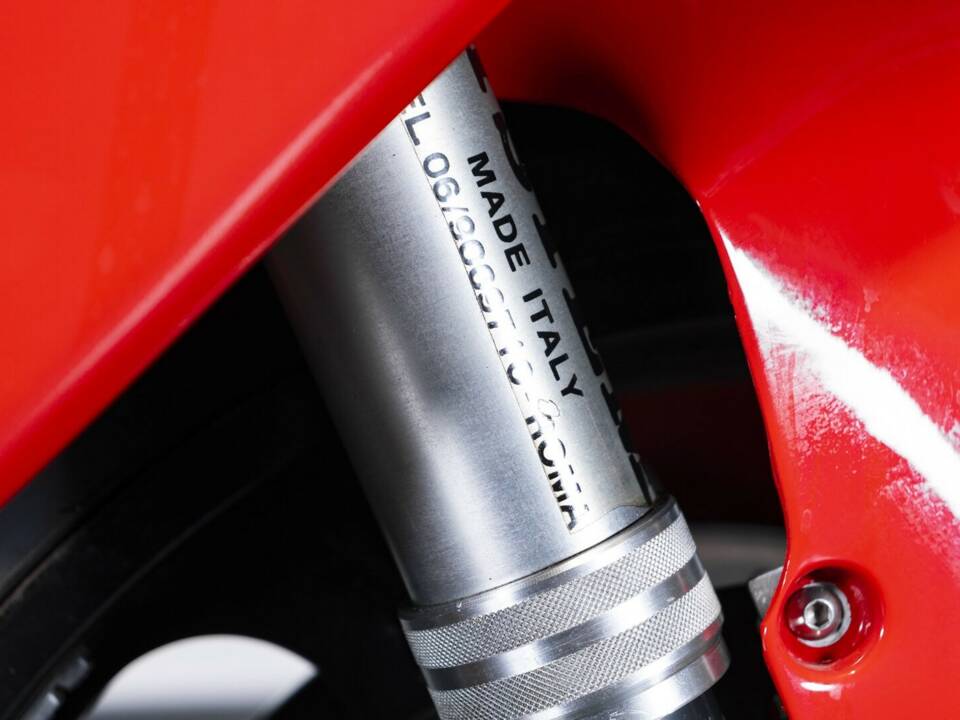 Immagine 35/50 di Ducati DUMMY (1999)