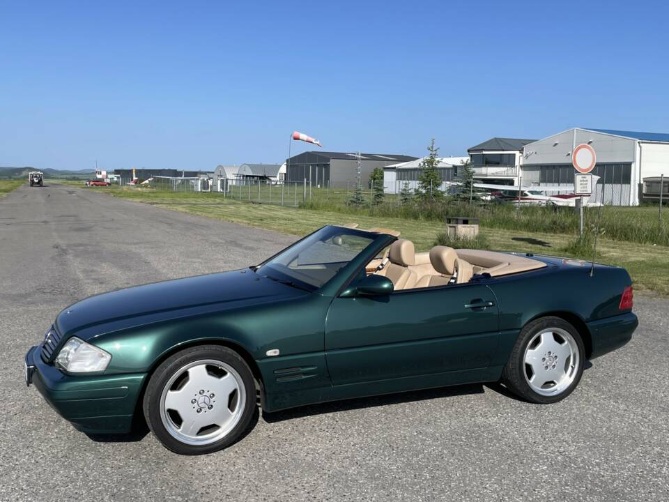 Image 2/39 de Mercedes-Benz SL 320 (1999)