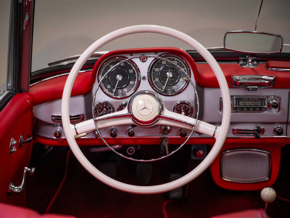 Imagen 24/39 de Mercedes-Benz 190 SL (1962)