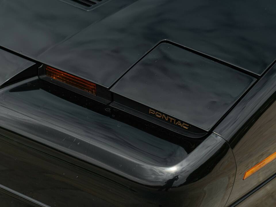 Imagen 15/50 de Pontiac Firebird TransAm (1989)
