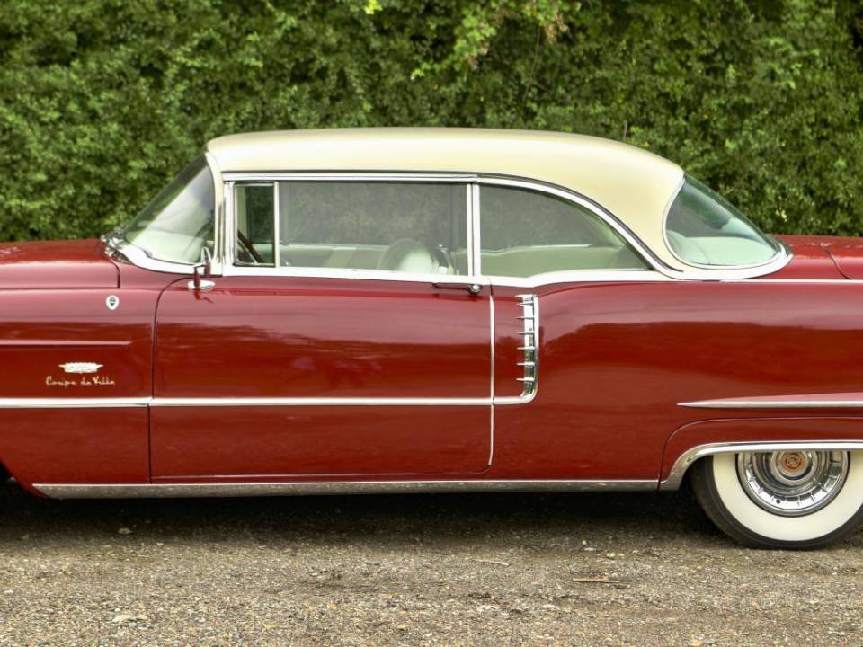 Image 13/50 of Cadillac 62 Coupe DeVille (1956)