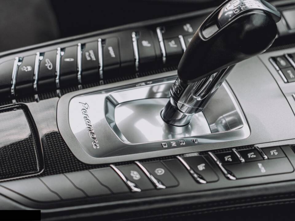 Immagine 14/19 di Porsche Panamera GTS (2014)