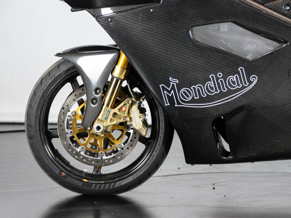 Image 25/50 de Mondial DUMMY (2005)