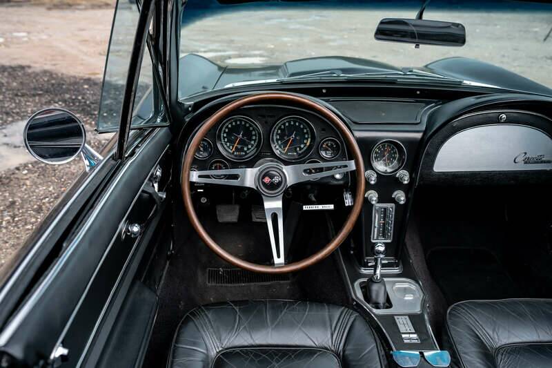 Image 42/50 of Chevrolet Corvette Sting Ray Convertible (1965)