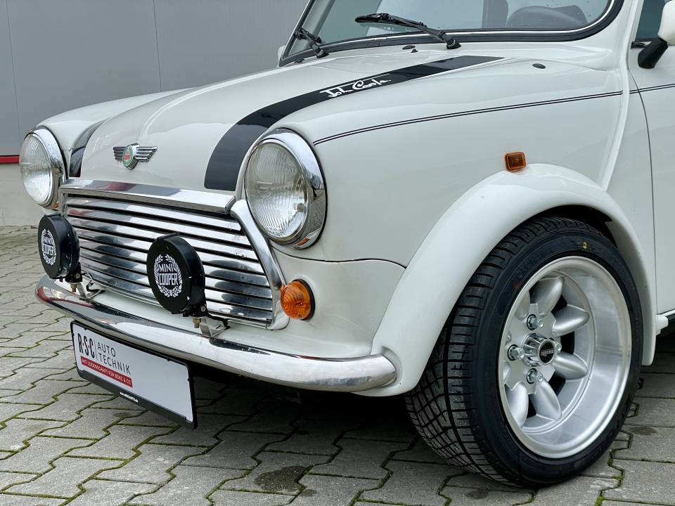 Bild 2/15 von Rover Mini Cooper 1,3 (1991)