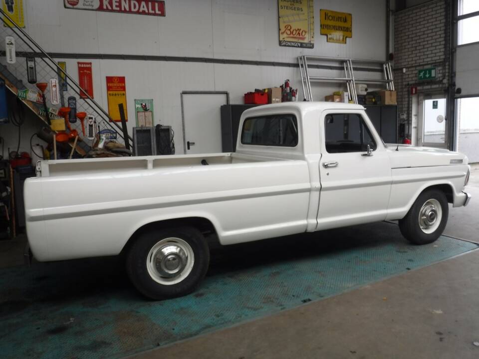 Image 39/41 of Ford F-250 (1967)