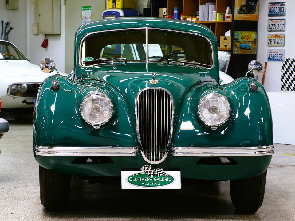 Imagen 2/37 de Jaguar XK 120 FHC (1953)