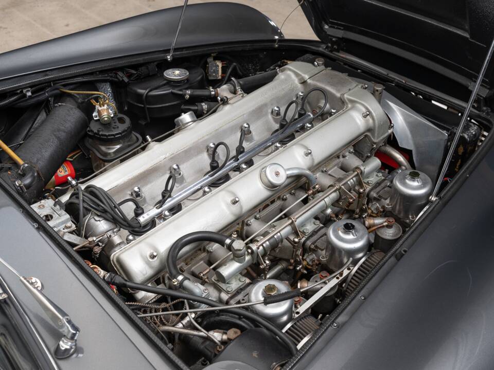 Bild 36/36 von Aston Martin DB 4 Vantage (1963)