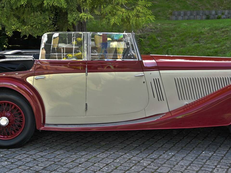 Immagine 7/50 di Bentley 4 1/4 Litre (1936)