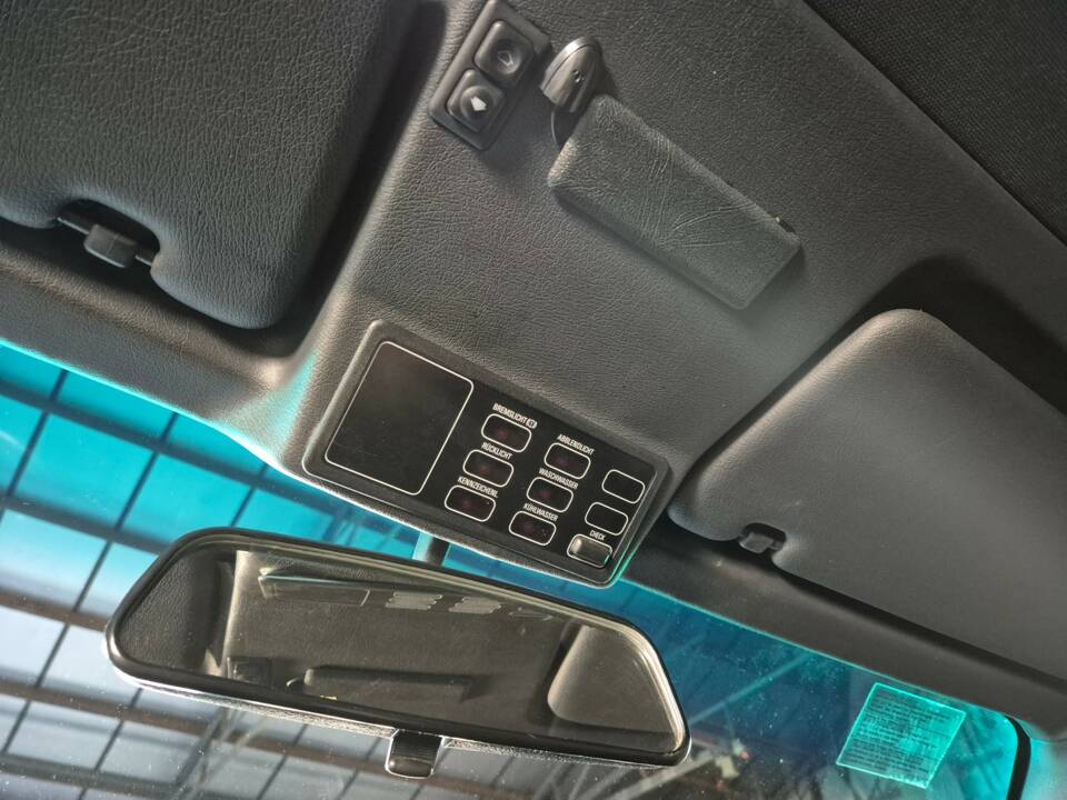 Image 60/65 of BMW M3 (1986)