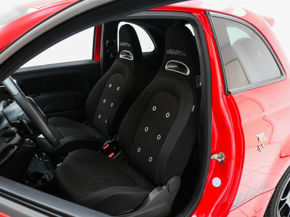 Imagen 6/13 de Abarth 595 1.4 Turbo T-Jet Pista (2018)