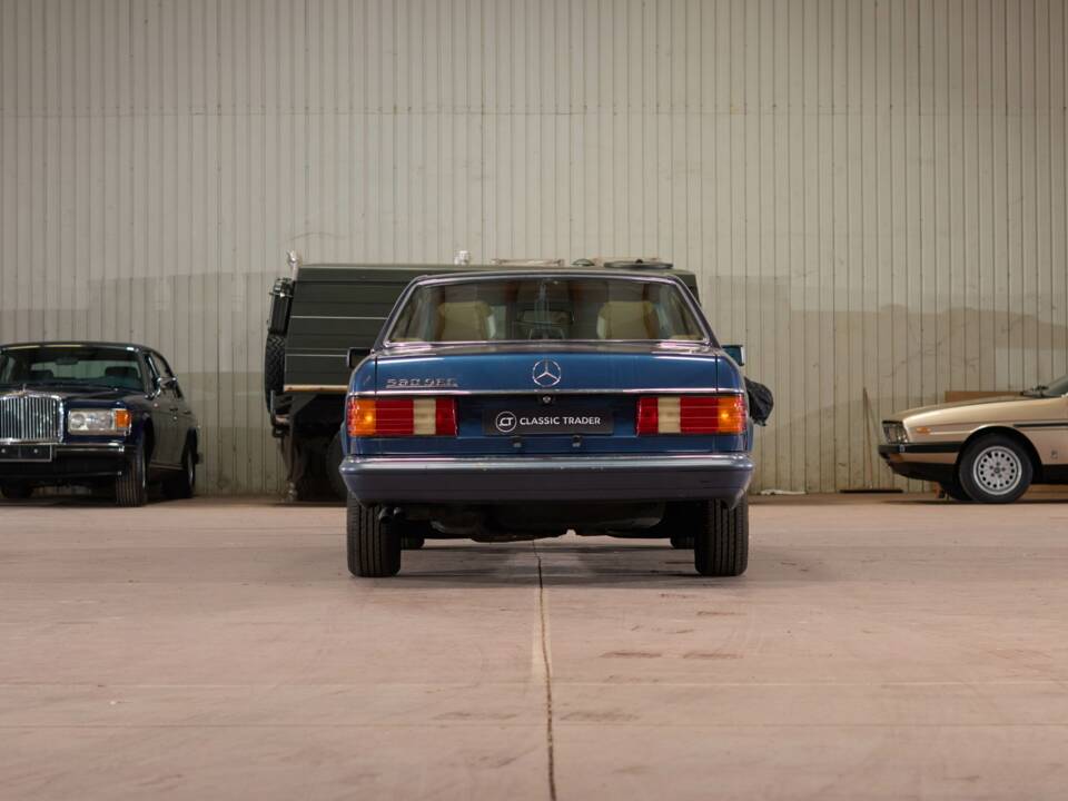 Bild 11/42 von Mercedes-Benz 560 SEC (1991)