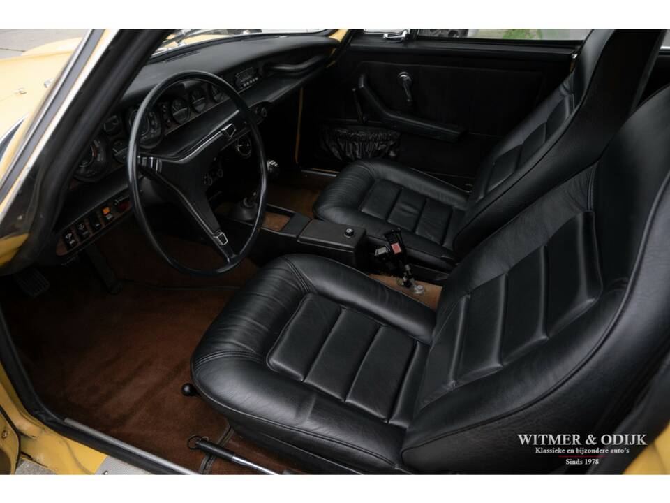 Image 34/50 of Volvo 1800 ES (1972)