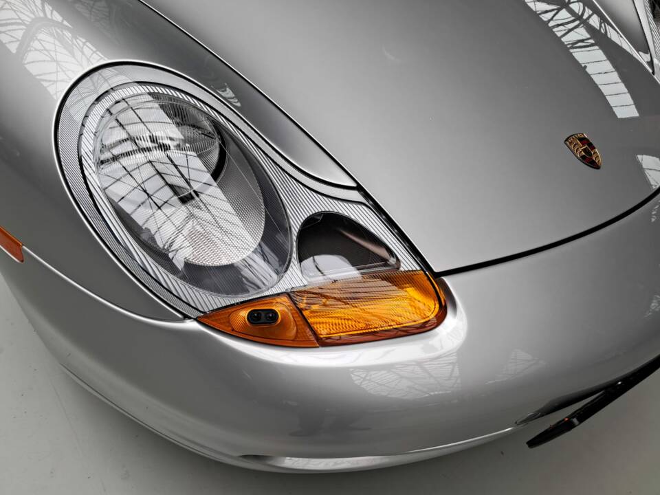 Immagine 22/33 di Porsche 911 Carrera (1996)