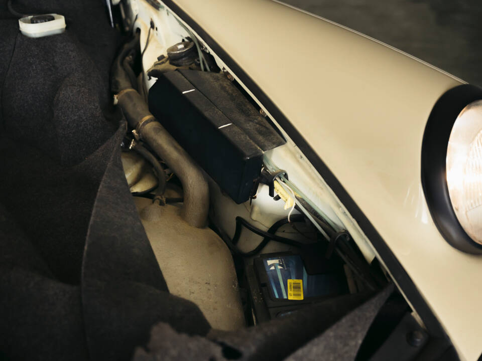 Bild 39/107 von Porsche 911 SC 3.0 (1978)