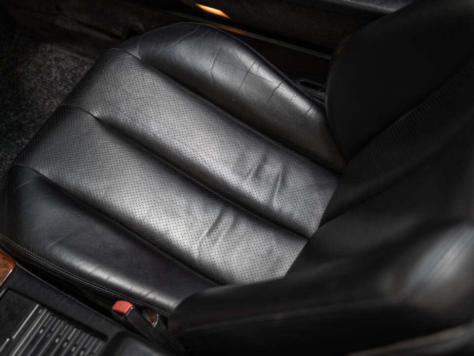 Image 22/37 of Mercedes-Benz SL 320 (1993)