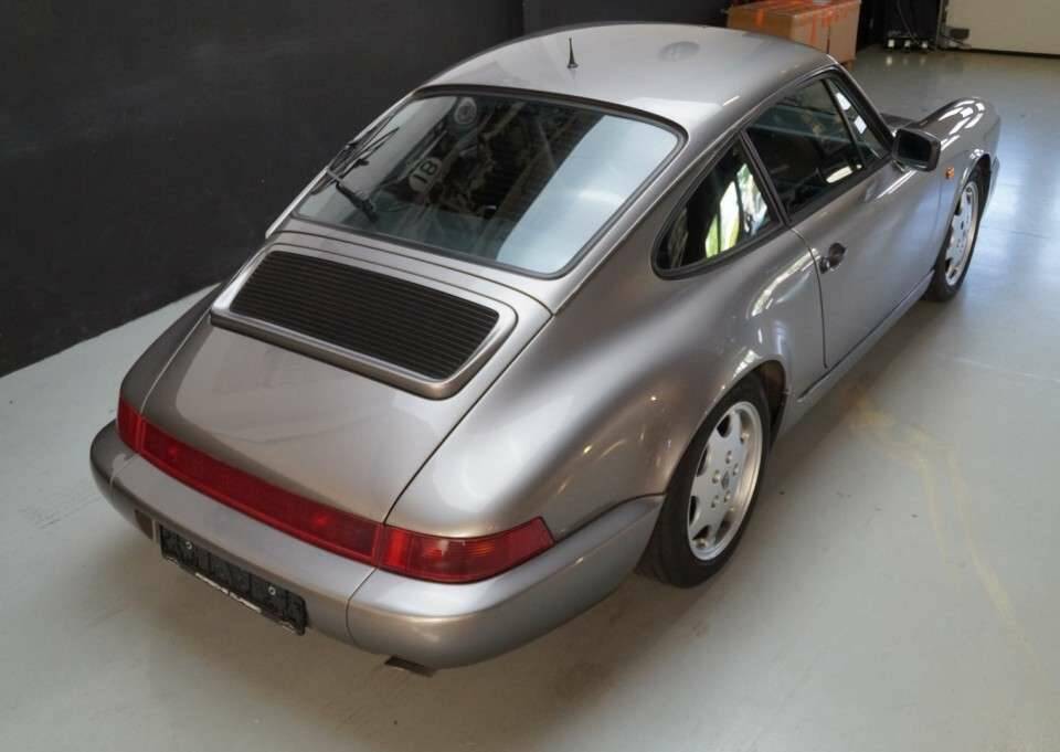 Immagine 38/50 di Porsche 911 Carrera 4 (1989)