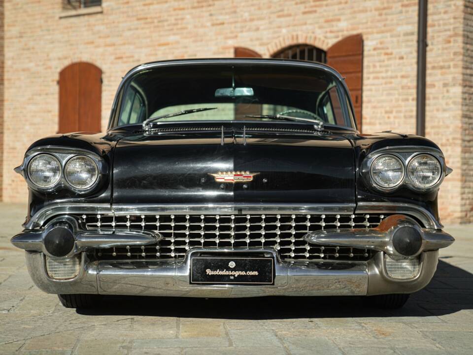 Bild 3/50 von Cadillac 60 Special Fleetwood (1958)