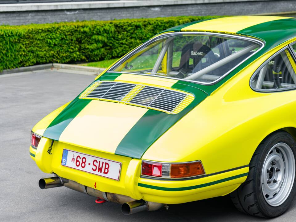 Image 25/34 of Porsche 911 2.0 L (1967)