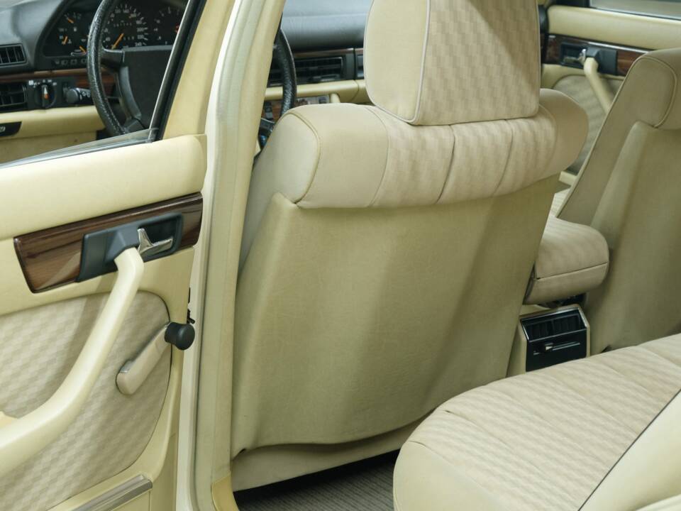 Bild 41/50 von Mercedes-Benz 280 S (1982)