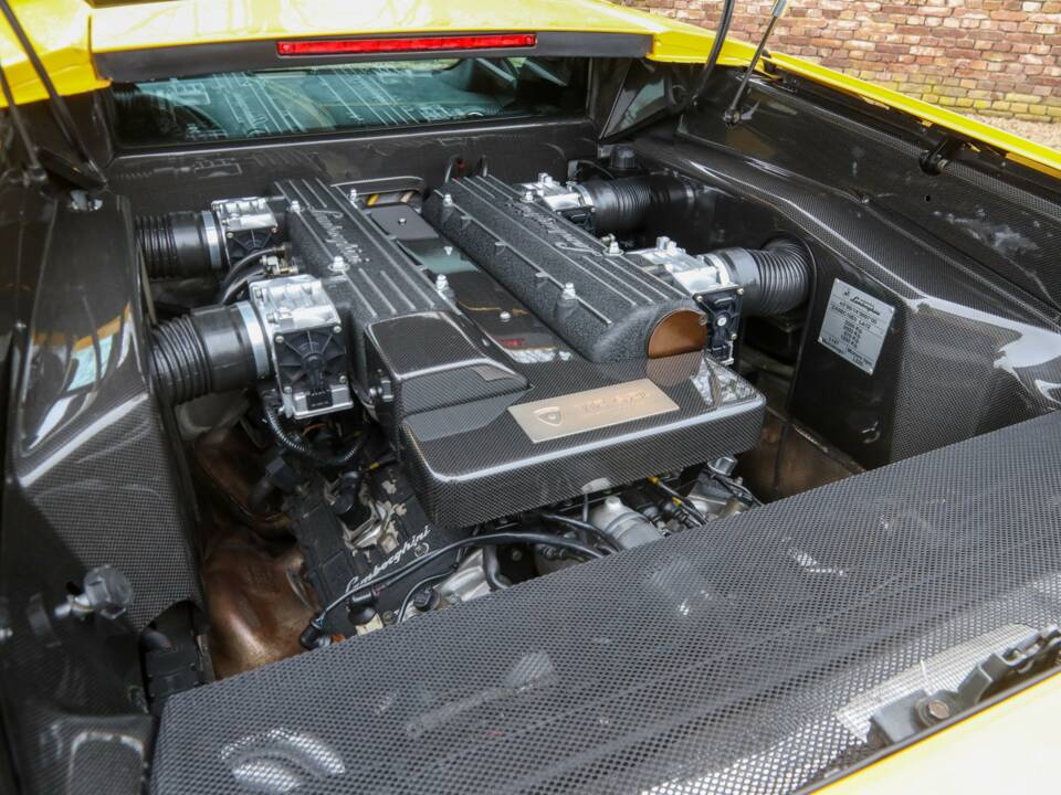Immagine 12/50 di Lamborghini Murciélago (2002)