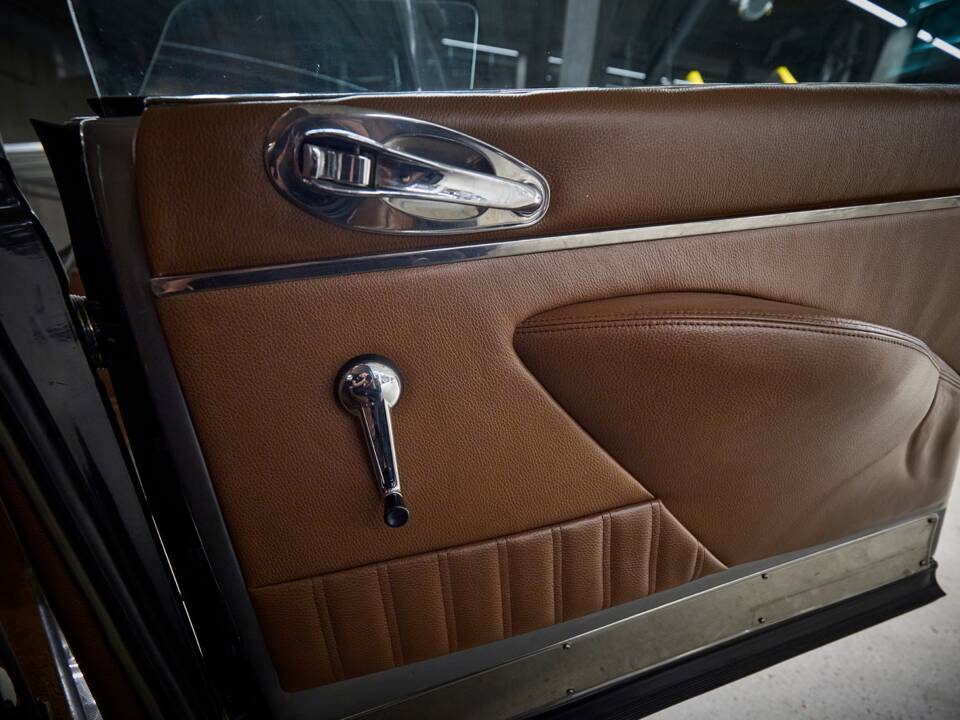 Image 38/92 of Citroën DS 23 Pallas (1975)