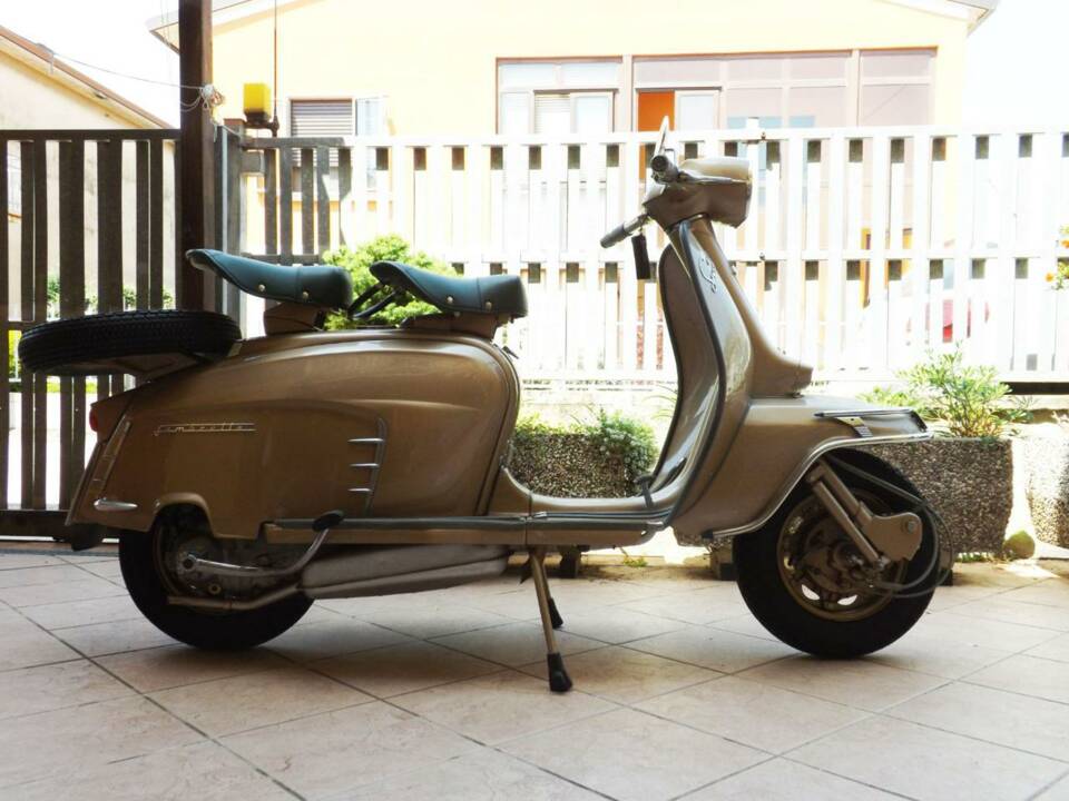 Immagine 6/50 di Innocenti Lambretta Li Special 125 (1965)