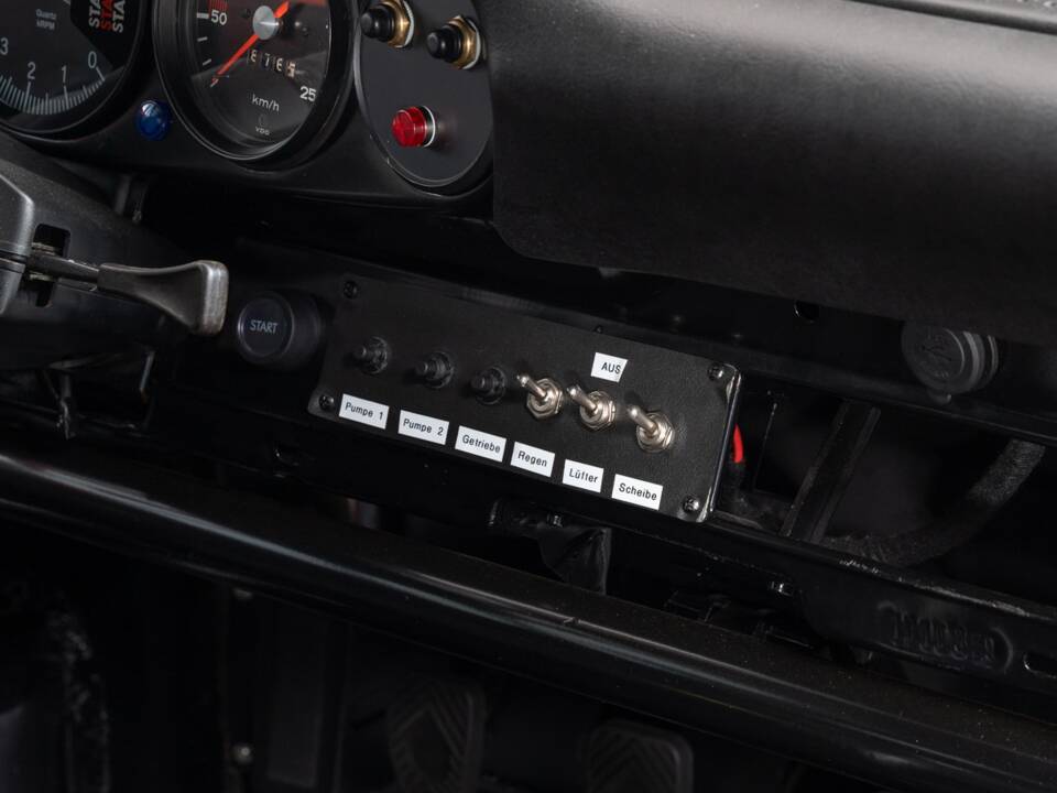 Bild 28/37 von Porsche 911 2.5 ST (1970)