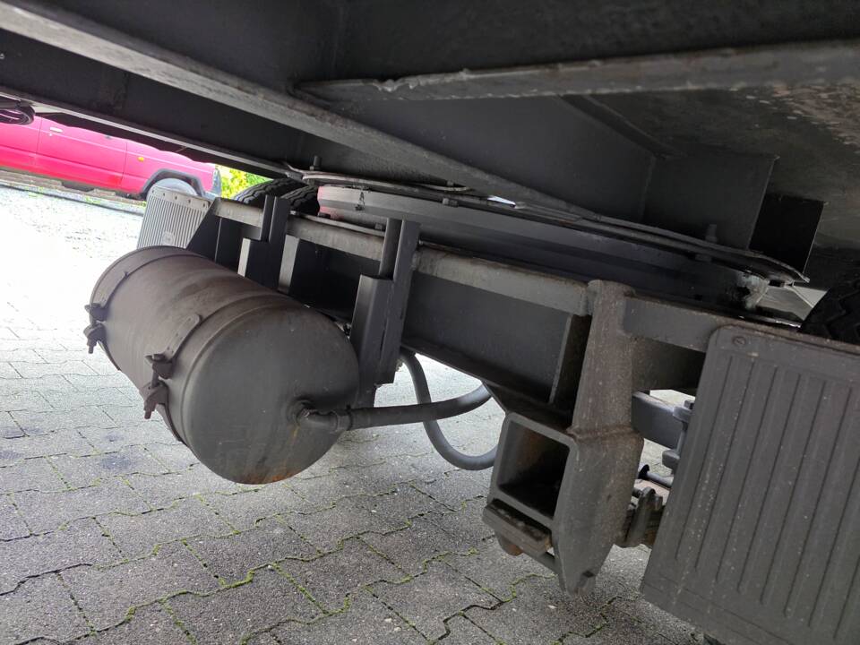 Bild 27/65 von Mercedes-Benz LAF 1113 (1970)