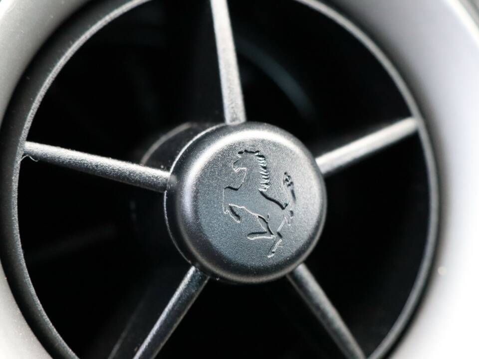 Bild 43/50 von Ferrari F 430 (2010)