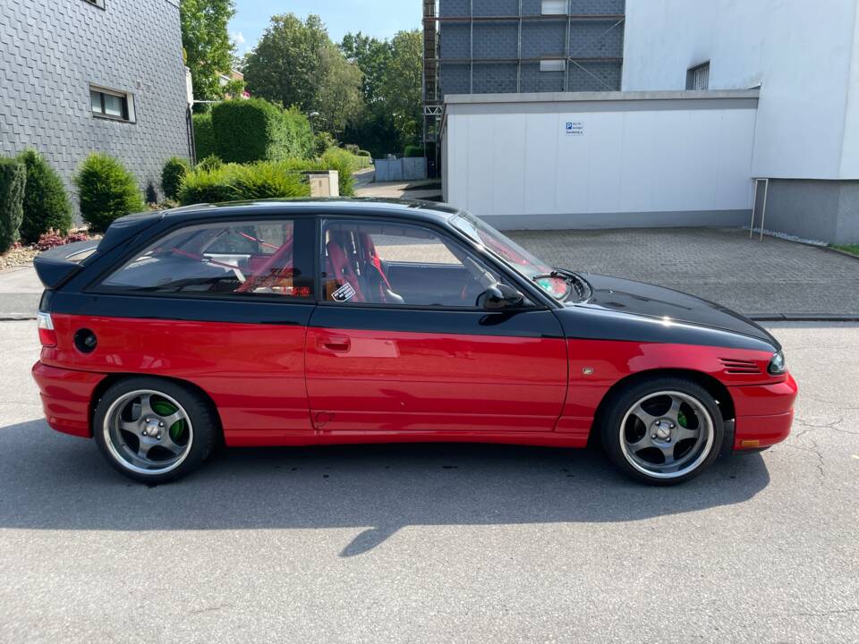 Bild 9/25 von Opel Astra 1.4i (1992)