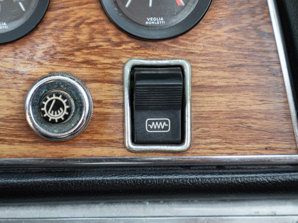 Image 33/50 of FIAT 124 Sport Coupe (1969)