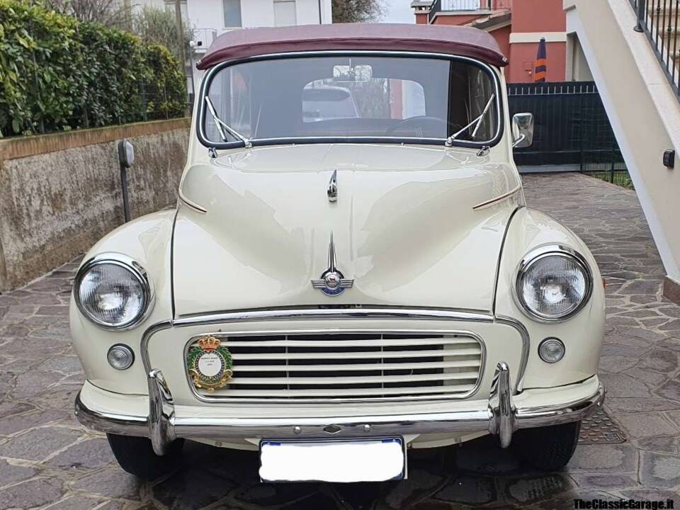 Image 53/66 of Morris Minor 1000 Tourer (1961)