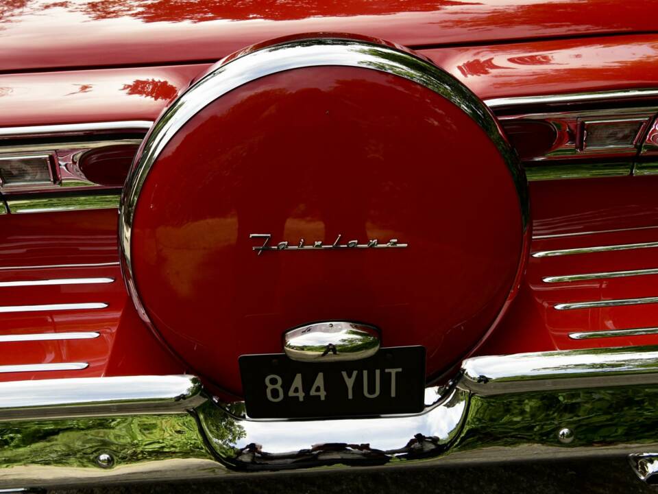 Image 22/50 of Ford Fairlane 500 Skyliner (1958)