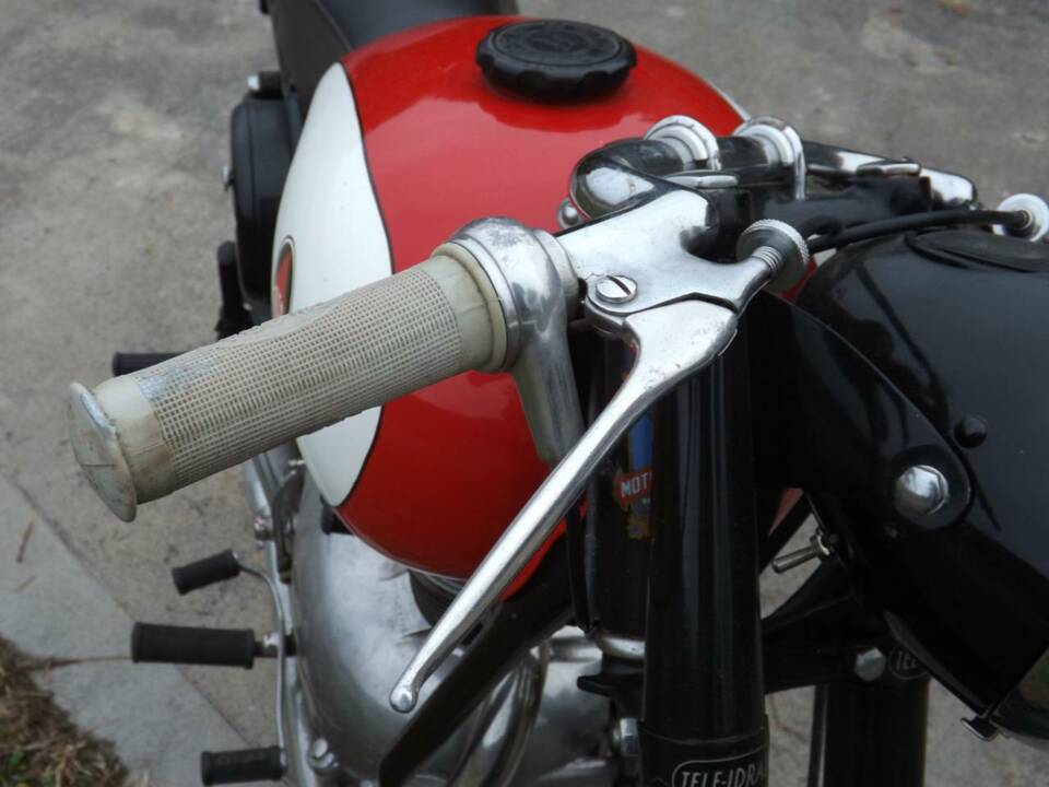 Imagen 13/50 de Gilera 150 Sport (1955)