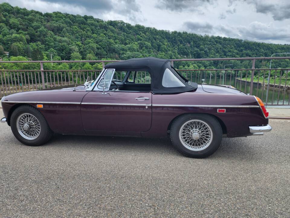Image 46/55 of MG MGB (1969)