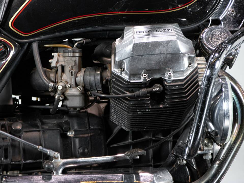 Image 22/50 of Moto Guzzi California III (1988)