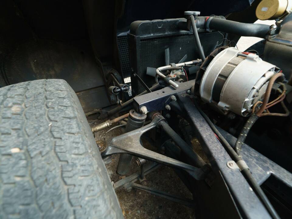 Image 32/35 de Jaguar E-Type (1968)