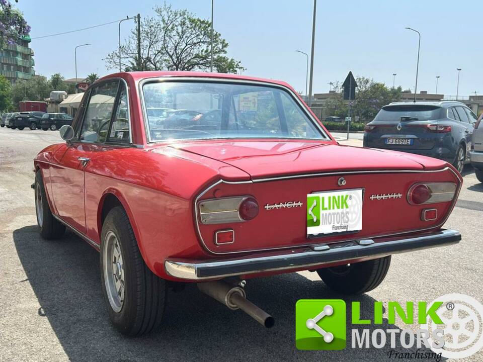 Image 4/10 of Lancia Fulvia Coupe (1972)