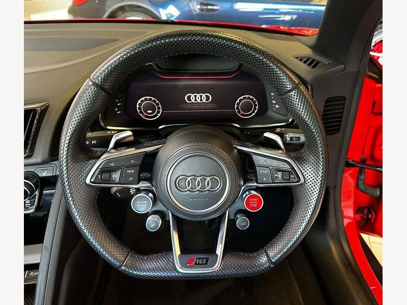 Bild 21/50 von Audi R8 V10 Spyder (2016)