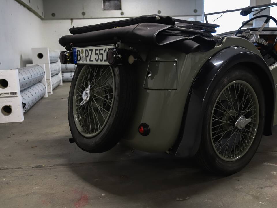 Image 42/66 of MG J1 Midget (1932)