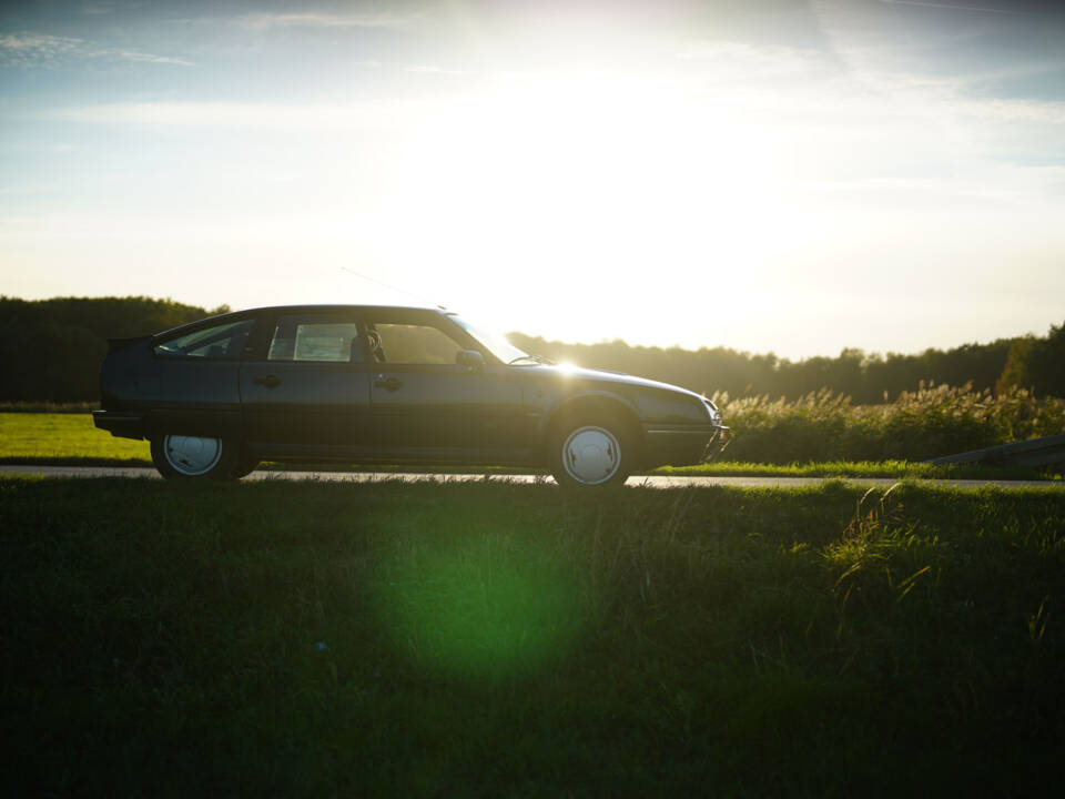 Image 3/34 of Citroën CX 25 GTI Turbo 2 (1988)