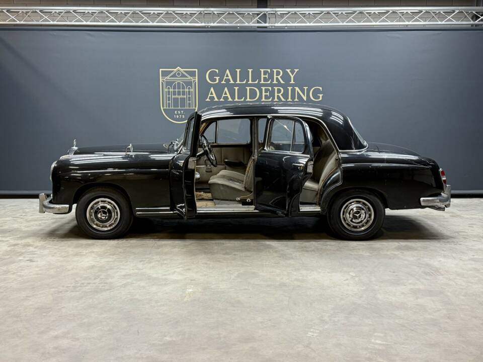 Image 7/50 of Mercedes-Benz 220 S (1955)