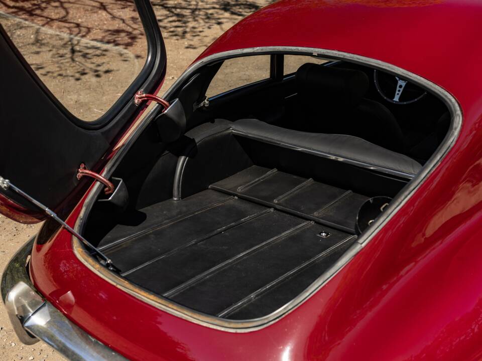 Imagen 10/25 de Jaguar Type E (2+2) (1969)