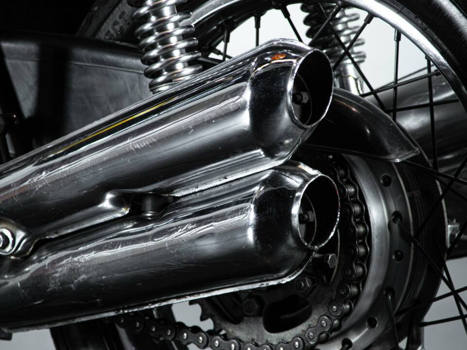 Image 14/50 of Kawasaki DUMMY (1973)