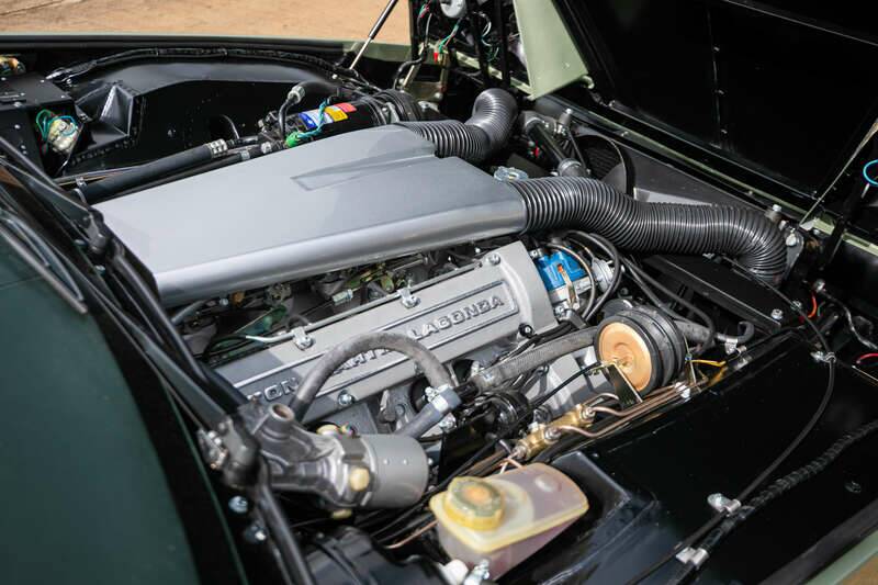 Image 32/39 of Aston Martin Lagonda (1982)